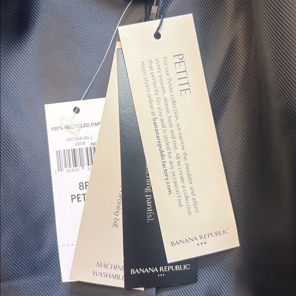 Banana Republic black and white blazer NWT, size 8P - Picture 10 of 12